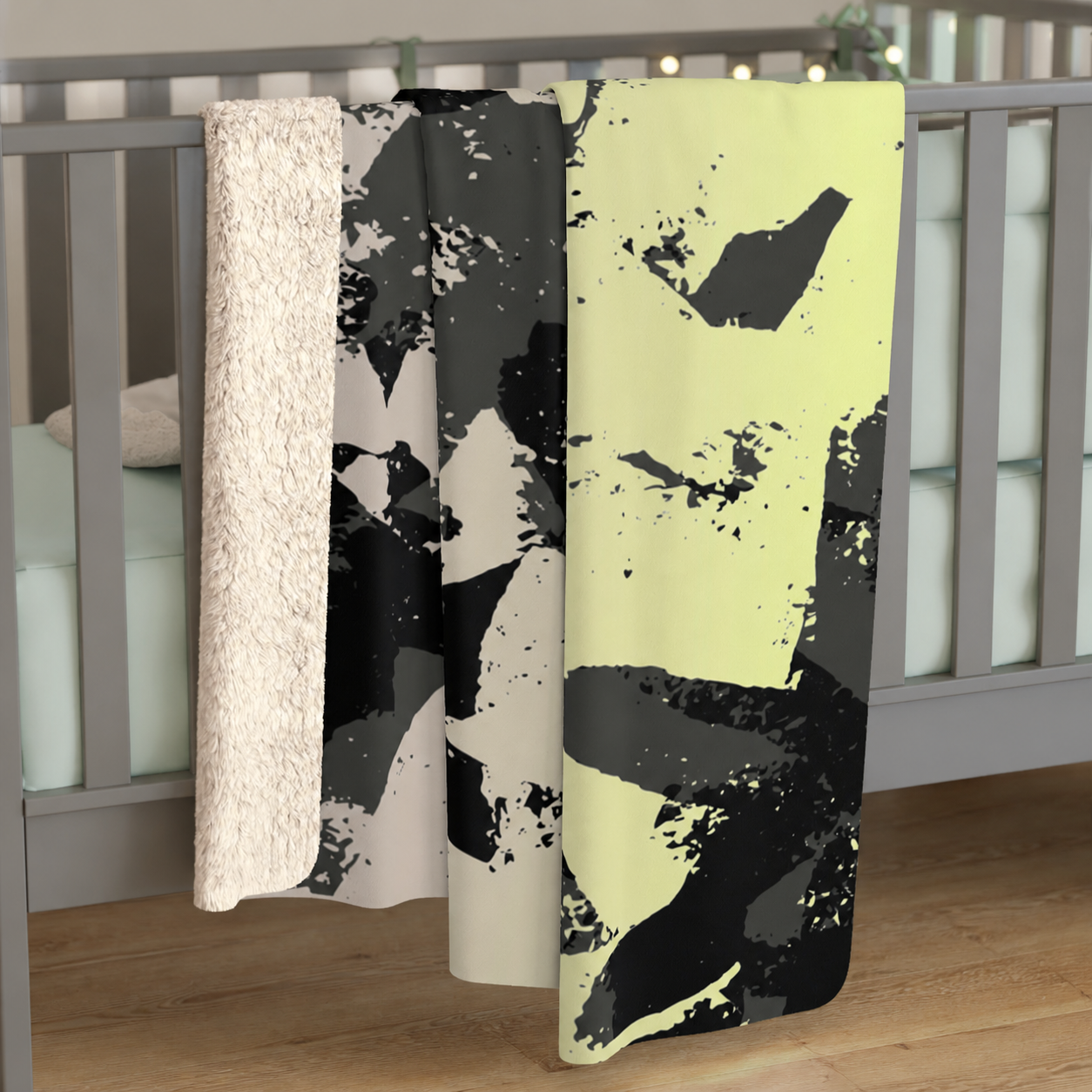 Shatter Blanket - Sherpa Fleece Throw Blanket