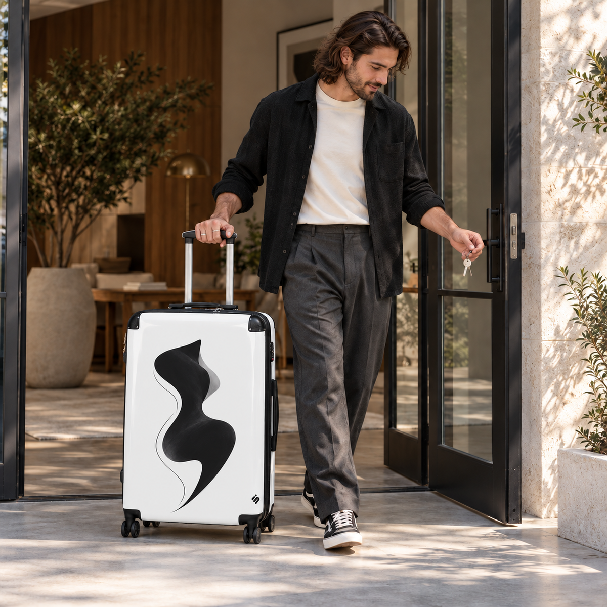Quiet Heat | Suitcase | Roller